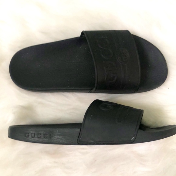 GUCCI Men's US 10 Black Slide Sandals AUTHENTICATED - Picture 2 of 8